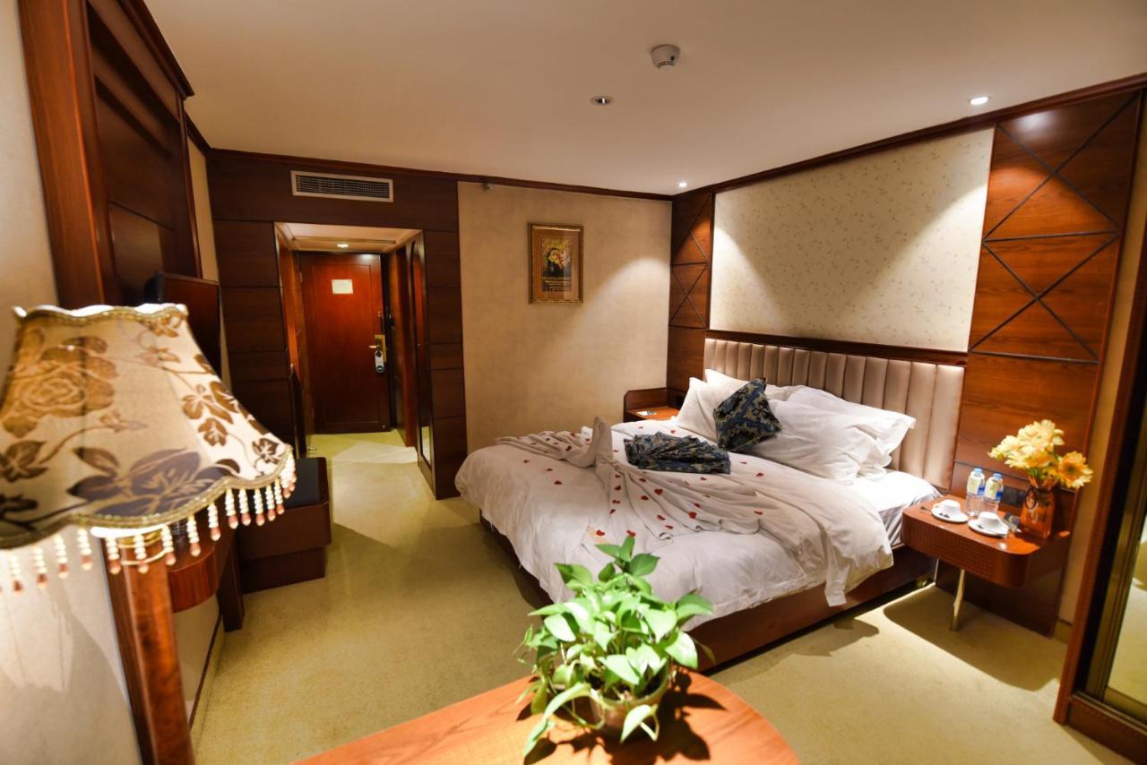 Harbin Bremen Train Station Hotel Esterno foto