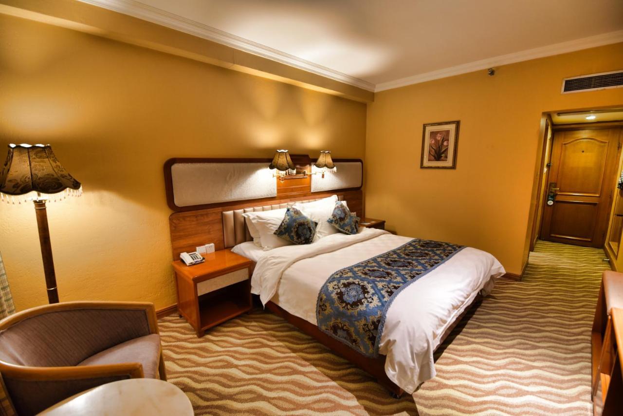 Harbin Bremen Train Station Hotel Esterno foto